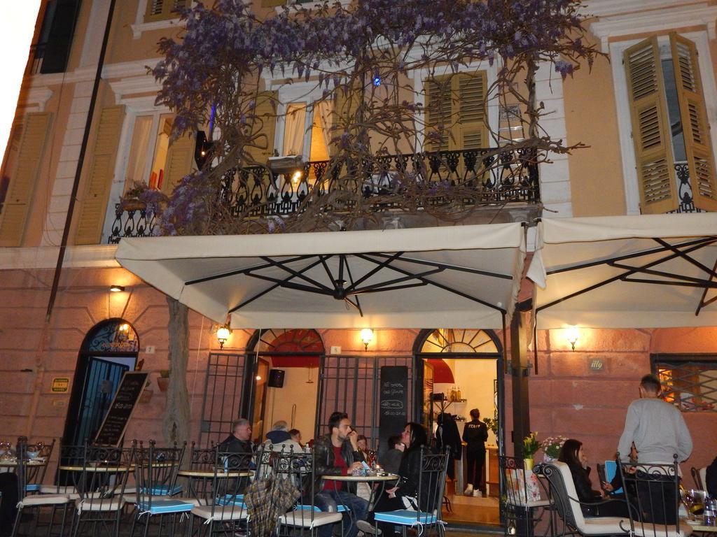 Hotel Glicine Noli Zewnętrze zdjęcie